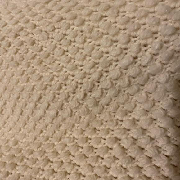 American Eagle Outfitters sweater - Picture 3 of 4